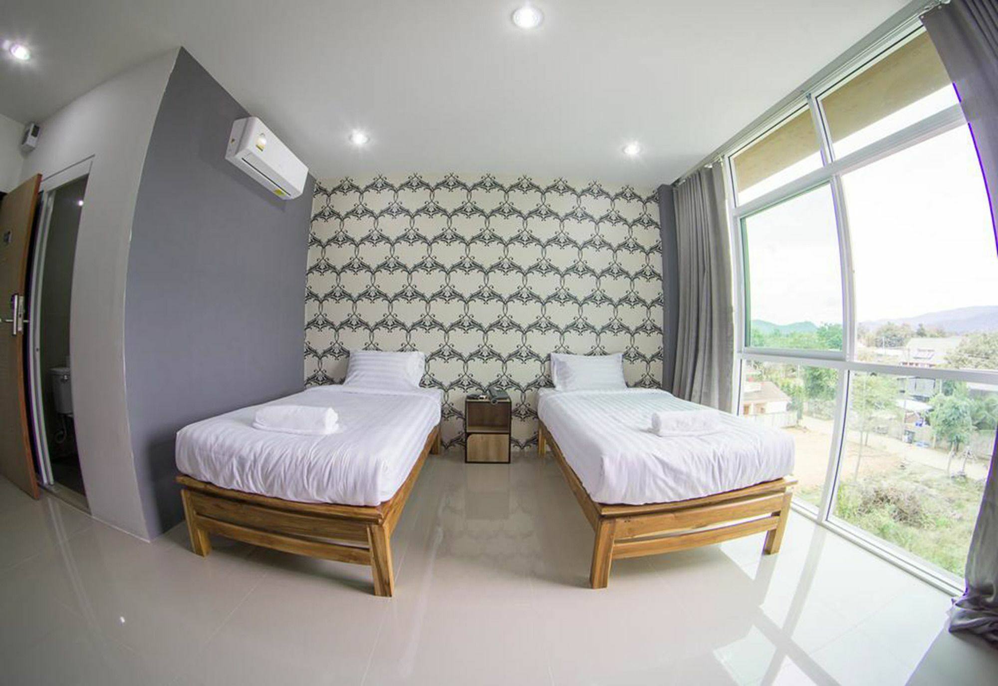 Km Hotel Chiang Mai Exterior photo